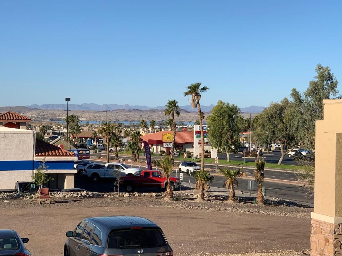 Days Inn By Wyndham Lake Havasu Lake Havasu City Exterior photo