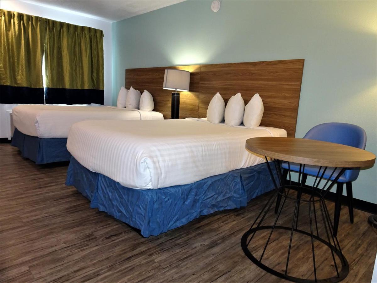 Days Inn By Wyndham Lake Havasu Lake Havasu City Exterior photo