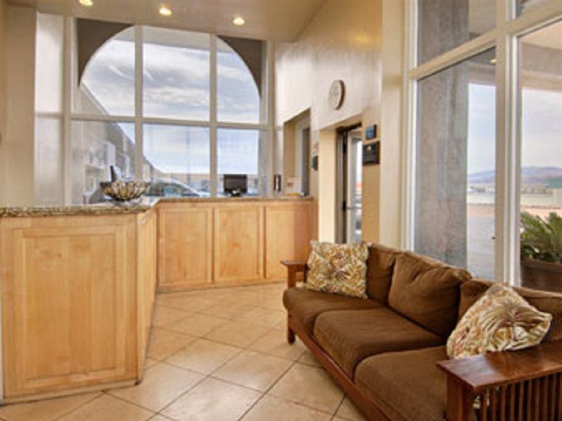 Days Inn By Wyndham Lake Havasu Lake Havasu City Exterior photo
